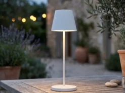 Akku Tischlampe COSENZA 2.0 Weiß ohne Kabel mit Ladestation, Höhe 34cm