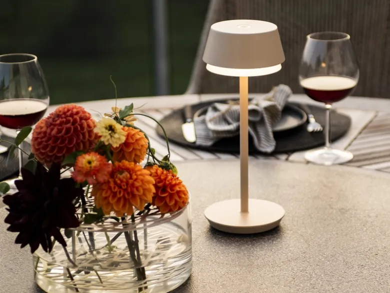 Akku Tischleuchte LYON für Outdoor dimmbar, kabellos in Sandfarben, 30cm