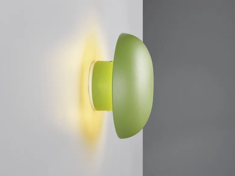 Akku Wandleuchte DAVEY aus Metall Grün per USB aufladbar, Ø 15,5cm