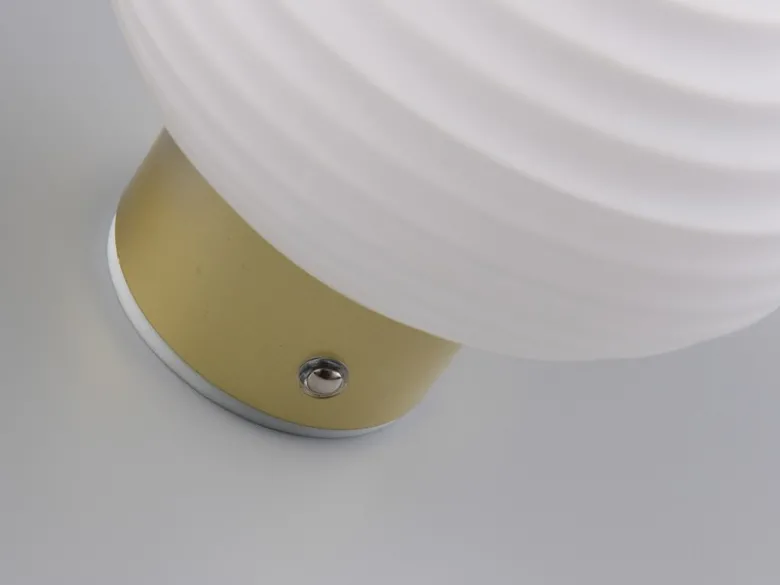 Akku Wandleuchte EARL mit Glasschirm Weiß dimmbar, Ø 15,5cm