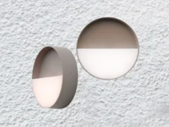 Akku Wandleuchten 2er SET dimmbar für Innen & Außen zum Kleben Sand, Ø 15cm