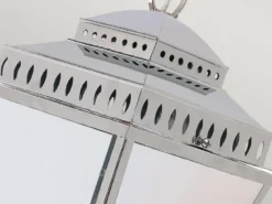 Außenhängeleuchte MANSION HOUSE im Landhausstil, Silber Ø22cm