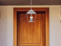 Außenhängeleuchte MANSION HOUSE im Landhausstil, Silber Ø22cm