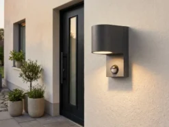 Außenwandleuchte AVA mit Bewegungsmelder aus Aluminium Anthrazit, Höhe 15cm