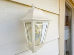 Außenwandleuchte DECO-LANE Höhe 32,5cm Halbschale mit reflektierender Rückwand