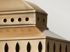 Außenwandleuchte MANSION HOUSE im Landhausstil, Altmessing Höhe 49cm