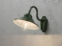 Außenwandleuchte VEGA im Landhausstil Aluminium Grün, Höhe 30cm