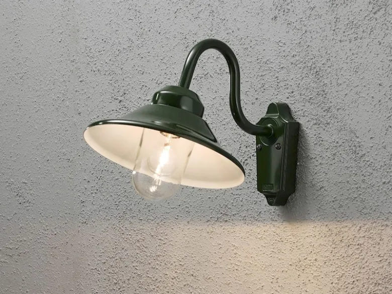 Außenwandleuchte VEGA im Landhausstil Aluminium Grün, Höhe 30cm