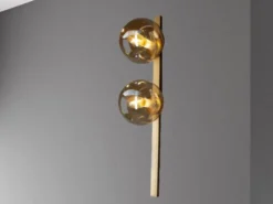Außergewöhnliche Wandlampe PLUTO Messing 2 flammig - Glaskugel Amber