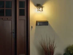 Ausgefallene LED Außenwandleuchte im antiken Laternenlook, Höhe 24cm