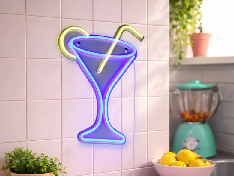 Ausgefallenes LED Neonschild Cocktail mit USB Kabel & Netzteil, Höhe 43cm
