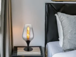 Ausgefallene Tischleuchte LAVUS mit Rauchglas Lampenschirm, Höhe 31cm