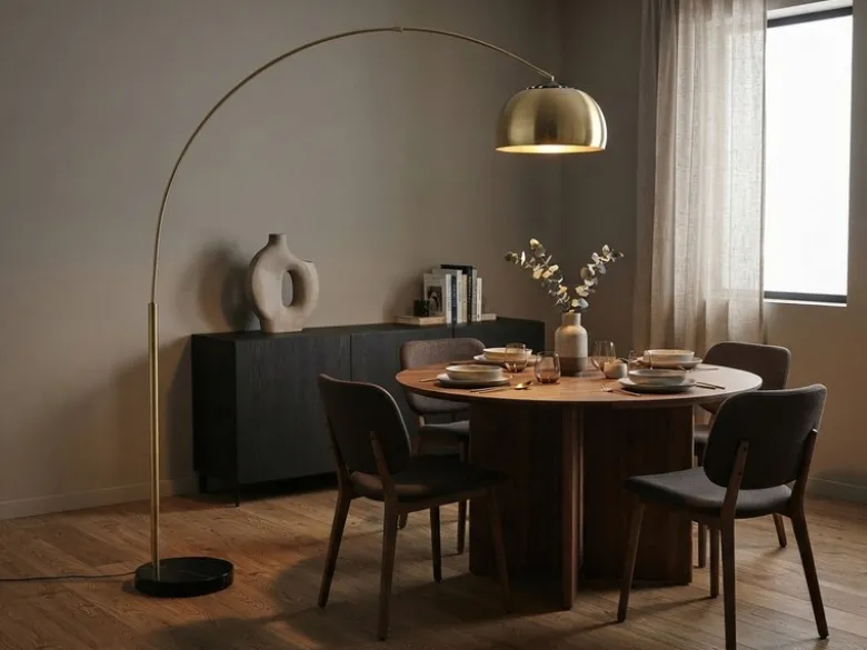 Bogenlampe ARGENTINA Schirm Messing Gold, große Ausladung, Höhe 200cm