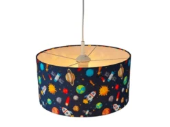Coole Weltraum LED Hängelampe für Kinderzimmer mit Stoffschirm, bunt Ø 35cm