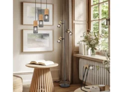 Dreiflammige LED Stehlampe mit schwenkbaren Metallgeflecht Spots Schwarz & Holz