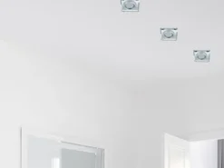 Eckiger LED Deckeneinbaustrahler in Silber Chrom mit Kristallglas 9 x 9cm