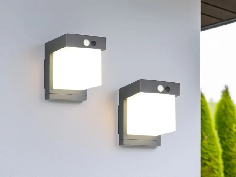 2er SET Außenwandleuchten mit Solar und Strom, Hybrid mit Bewegungsmelder