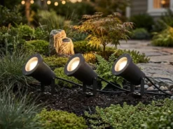 3-er SET Gartenstrahler UBANGI mit Erdspieß Anschlußkabel & Stecker, Länge 11,5m
