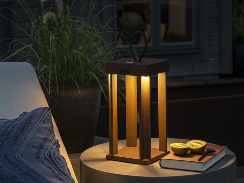 2er Set LED Outdoor Laternen per USB aufladbar für Boden & Tisch, Rost Höhe 42cm