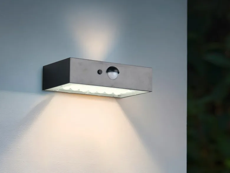 2er-Set Solar Wandleuchte außen mit Bewegungsmelder für Balkon wetterfest B 14cm