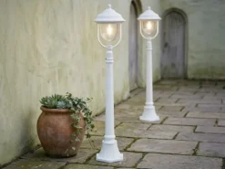 2er-Set weiße Wegeleuchten PARMA aus Aluminium, E27, IP43, H.: 118 cm