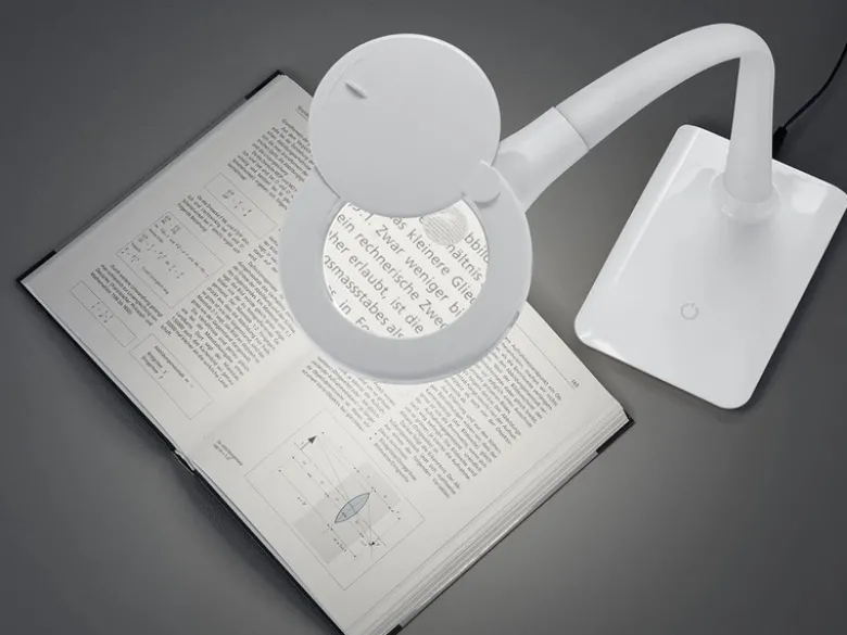 Flexible LED Schreibtischlampe LUPO weiß mit Lupe, 3-fach Dimmer