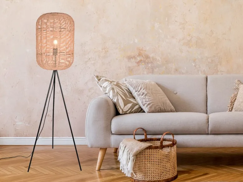 Geflochtene Tripod LED Stehlampe mit Sisal Lampenschirm