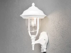 Große LED Außenwandleuchte im Landhausstil Weiß mit Bewegungsmelder, Höhe 48cm