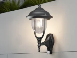 Große LED Außenwandleuchte im Landhausstil Schwarz mit Bewegungsmelder Höhe 48cm