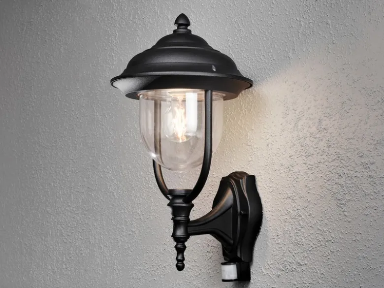 Große LED Außenwandleuchte im Landhausstil Schwarz mit Bewegungsmelder Höhe 48cm