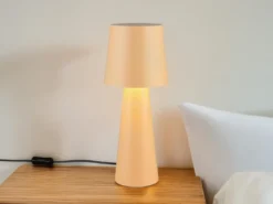 Große Tischleuchte NUBIAN aus Metall Beige, Höhe 40cm