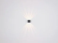 Kleine LED Außenwandleuchte ILLI Würfel aus Aluminium in Anthrazit, 10x10cm