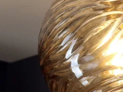Kleine LED Deckenleuchte Glaskugel Wellenmuster Champagner, Ø 25cm
