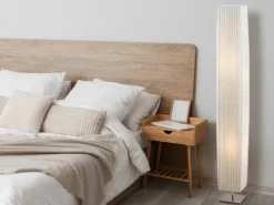 Kleine LED Stehleuchte mit Plissee Stoffschirm Weiß eckig, Höhe 119cm