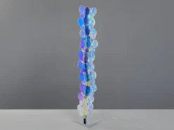 Kleine LED Stehleuchte PULSE aus irisierendem Kunststoff, Höhe 119cm