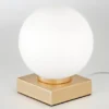 Kleine LED Tischleuchte Gold mit Glaskugel in Opalweiß, Höhe 17,5cm