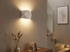 Kleine LED Wandleuchte ZANDOR mit Lasercut Muster in Weiß, Breite 18cm