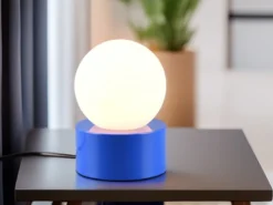 Kleine Tischlampe COUNTESS Blau mit Touchfunktion & Glaskugel, Höhe 17cm
