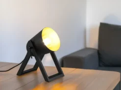 Kleine Tischleuchte MARC Naturholz Metallschirm Schwarz/Gold, Höhe 21cm