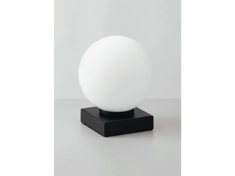 Kleine Tischleuchte PLUTO Sockel Schwarz - Kugel Opalglas Weiß, Höhe 17,5cm