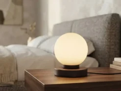 Kleine Touch Tischlampe PRINZ II Rostoptik mit Glas Kugel Weiß, Höhe 15cm