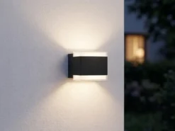 Kleine Up and Down LED Außenwandleuchte aus Aluminium in Schwarz, 7,5x7cm