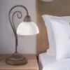 Landhaus LED Tischleuchte in Rostoptik mit Glas Lampenschirm, Höhe 40cm