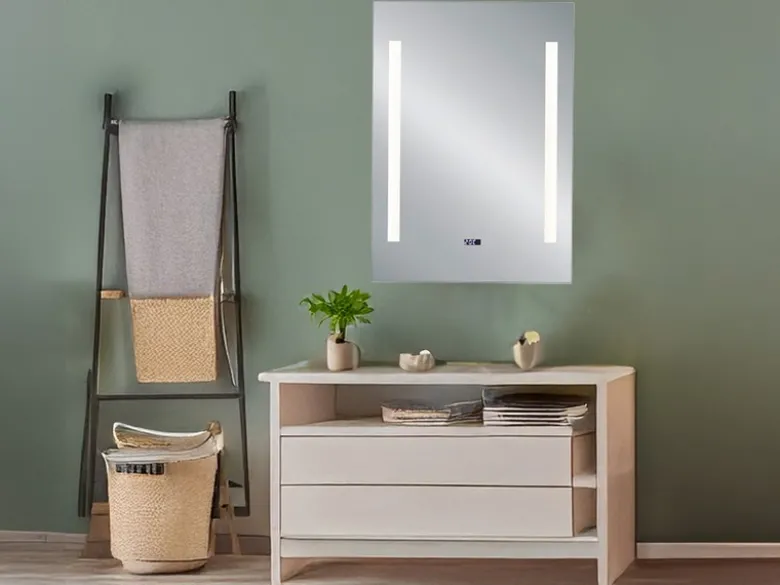 LED Lichtspiegel Wandspiegel ILONKA mit digitaler Uhr rechteckig 50x70cm