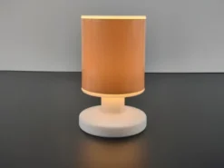 LED Akku Tischleuchte mit Schirm Pfirsichfarben, per USB aufladbar, Höhe 20cm