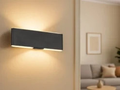 LED Akku Wandleuchte mit Fernbedienung, per USB aufladbar, Schwarz Breite 22cm