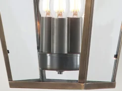 LED Außenhängeleuchte im Landhausstil, Altmessing Ø22cm