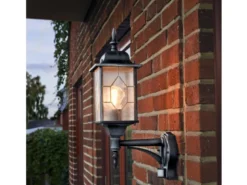 LED Außen Wandlaterne stehend im Landhausstil, mit Bewegungsmelder, schwarz