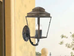 LED Außenwandleuchte im Landhausstil, Altmessing Höhe 48cm
