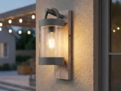 LED Außenwandleuchte Laterne im Landhausstil mit Holzoptik, Höhe 33cm